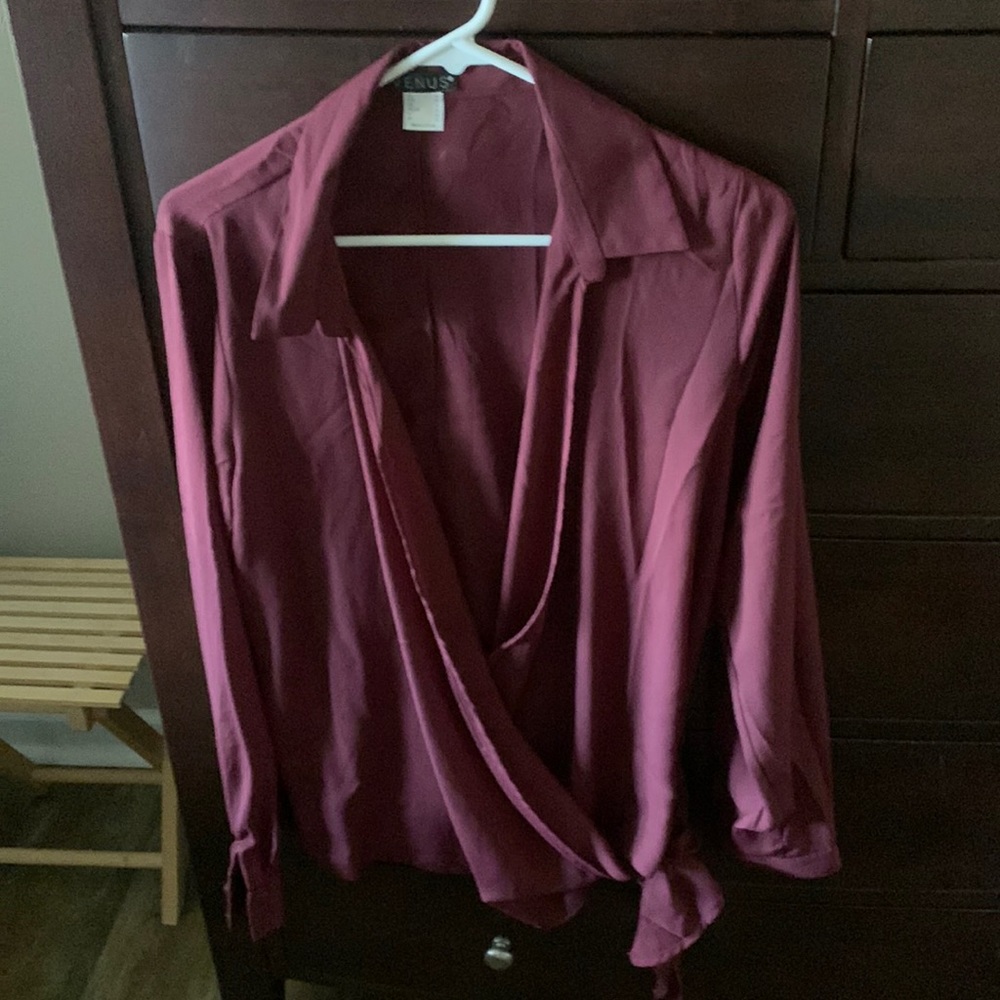 Never Worn linen blouse , ties in front